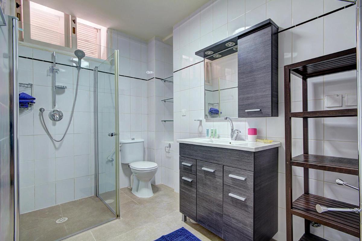 Lisetta - By Beach Apartments Tlv Tel Aviv Eksteriør bilde
